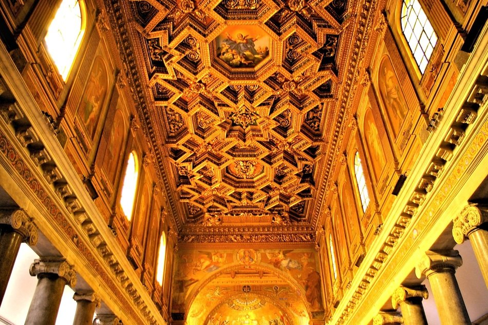 picturesque ceilings in the roman church