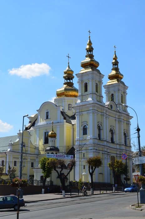vineyard church cathedral