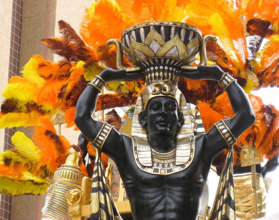 Egyptian sculpture at the festival in Spain