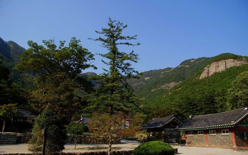 temple in the mountains landscape