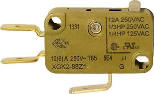 electric switch with open contacts