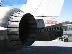 large jet aircraft turbines