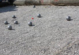 ball game on pebbles