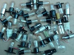 Light bulbs for microwave