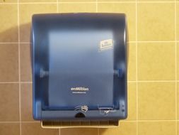 paper towel dispenser