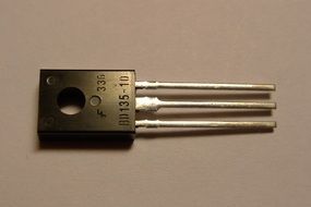 electronic transistor k-126