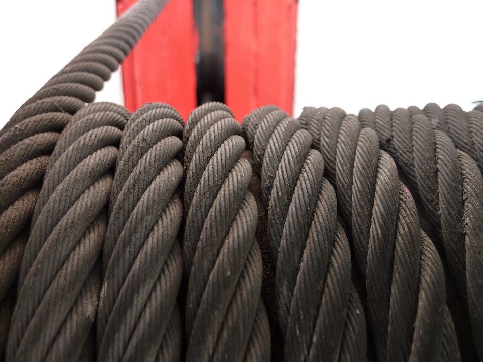 steel cable on the winch
