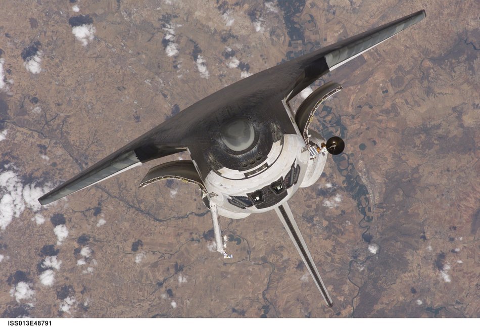 astronomy shuttle discovery