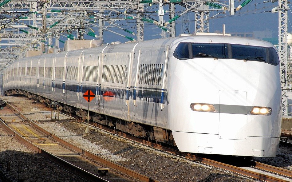 high speed locomotive in Japan