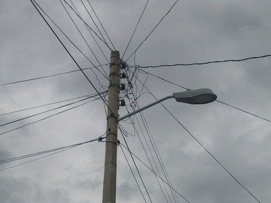 lamp post with electric cables