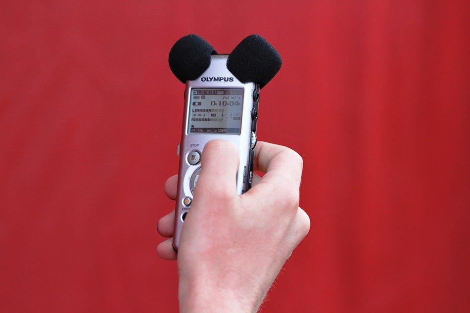 sound recording device at red background