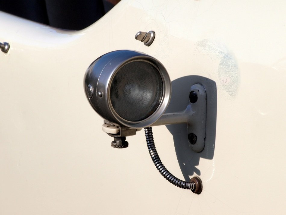 small side light