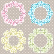 Collection of lace frames N3