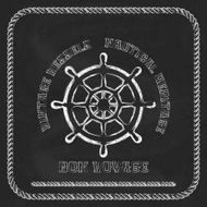 Sailing badge with ship wheel rope border