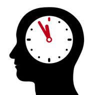 Head with an internal clock at five-to-twelve