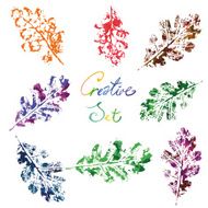 Multicolored set of oak leaves painted in watercolor N2