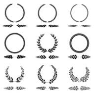 Isolated wreath set
