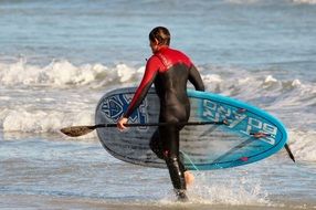 surfer stand up