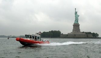 response boat in New York, United States