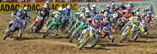 motorsport speed action