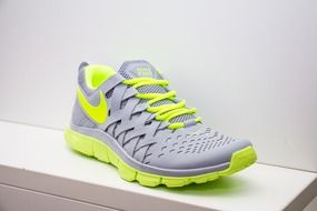 gray nike sneakers