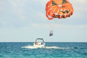 Parasailing with the parachute in Florida