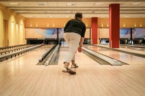 bowling game balls