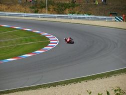racing car rides in a circle