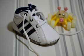 children's sports shoes