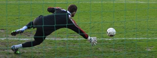 goalkeeper save ball