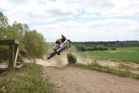 moto cross jump