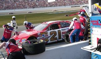 nascar pit crew