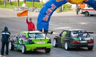 cars at the start of the race