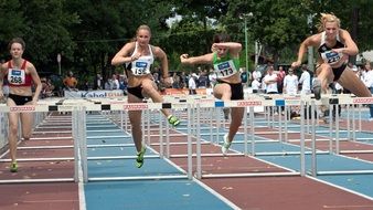 Runners with obstacles