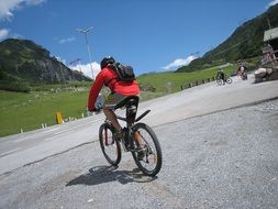 cycling in the mountains