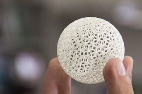 white ball in hand, 3d printing