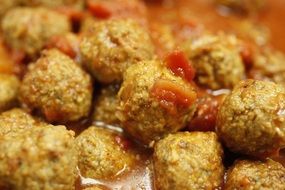 meat balls in spicy sauce