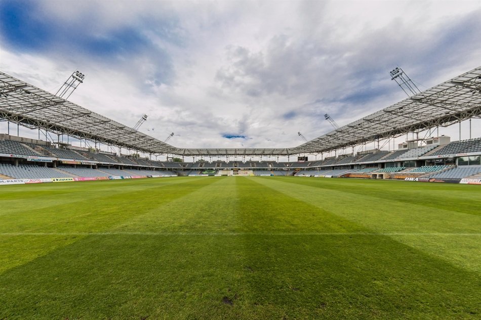 the pitch on the stadion