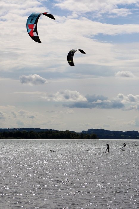kitesurfing on the lake