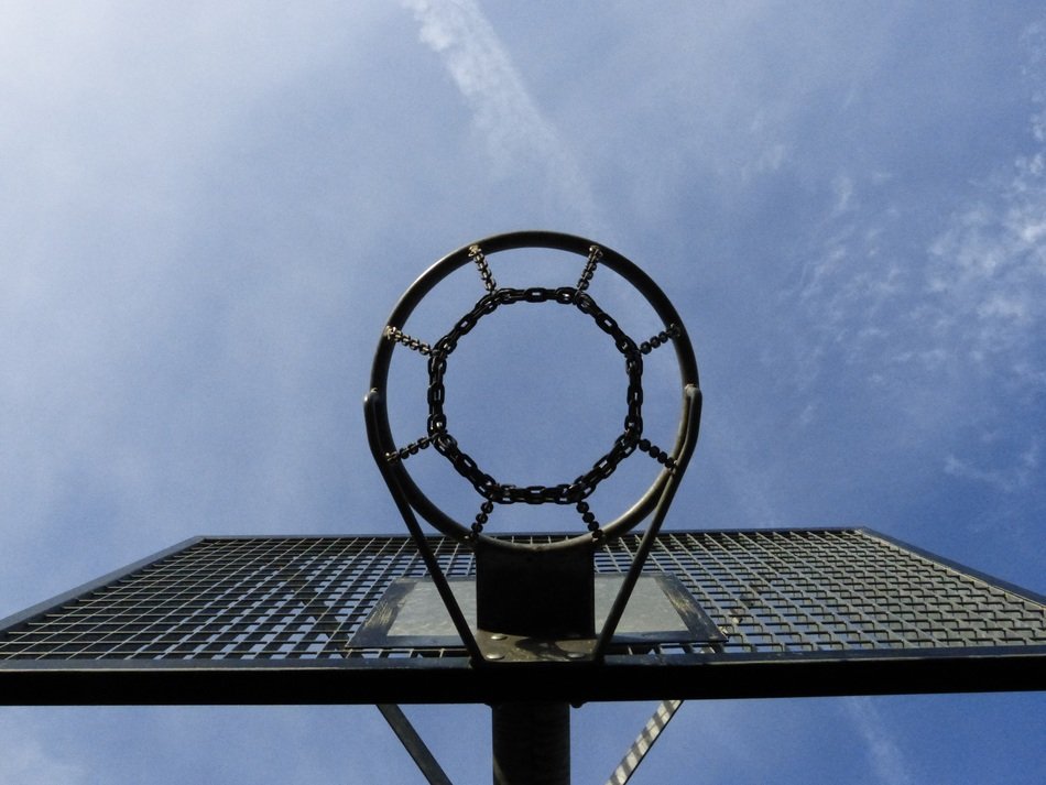 metal basketball hoop for basketball players