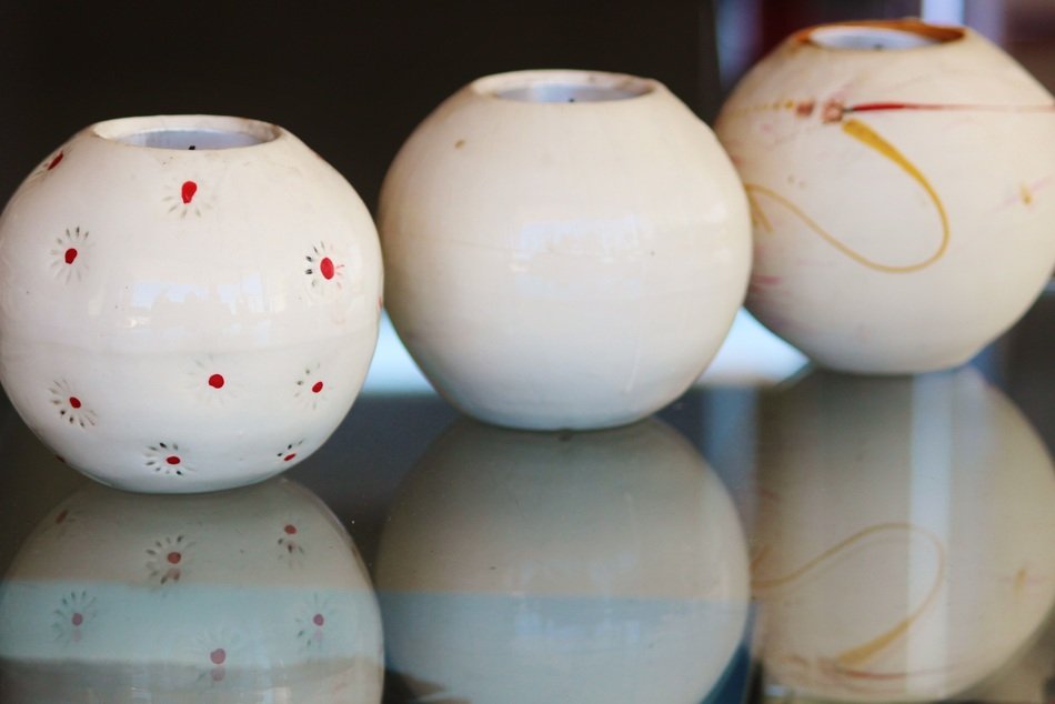 White tea lights
