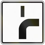 Priority Route At T-Junction N2
