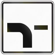 Priority Route At T-Junction N5