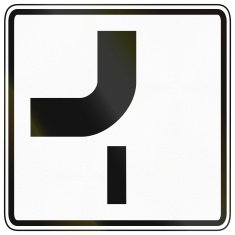 Priority Route At T-Junction N4