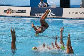 performance of synchronized swimming