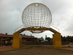 gate with a huge ball to the exhibition in Seville