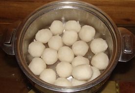 cooked rice dumplings in a pan