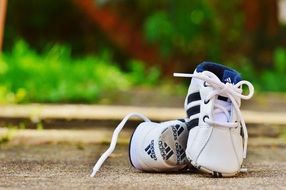 White baby shoes