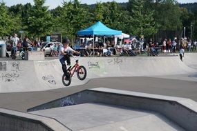 cyclist does the trick on BMX