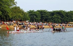 indian rowing boat